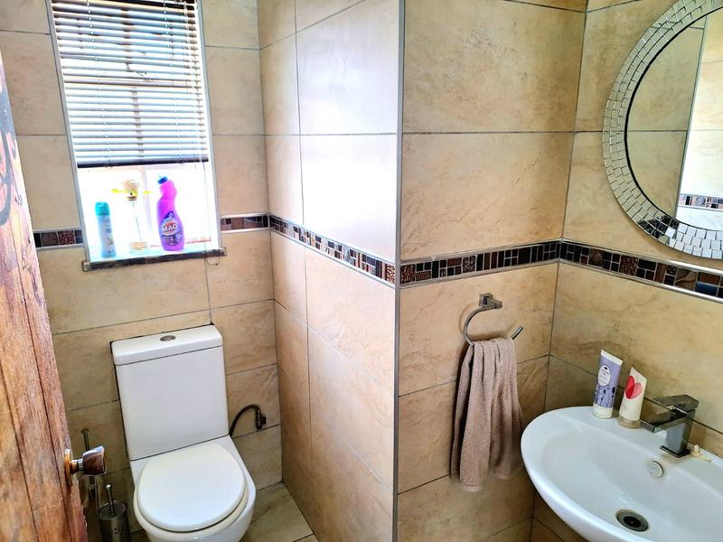 4 Bedroom Property for Sale in Flamwood North West